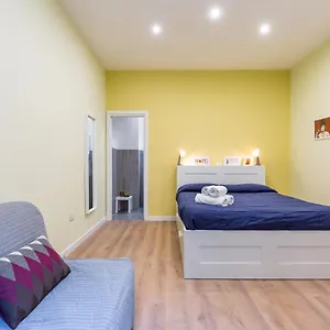 Appartamento San Marcellino Cool And By Napoliapartments, Napoli