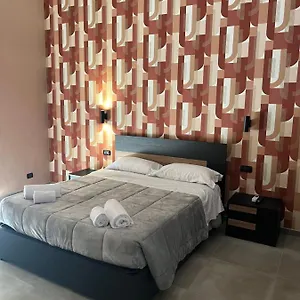 Appartamento Palazzo Ferrara, Napoli