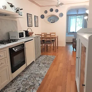 Appartamento Vittoria, Napoli
